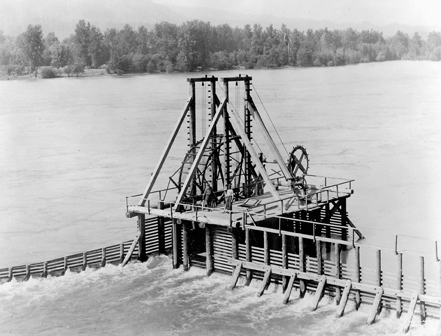 Columbia River Fish Wheel