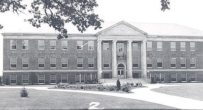 Melrose Hall at Linfield College, 1932